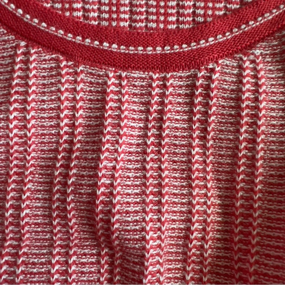 Old Navy Pink and Red Knit Ruffle-Sleeve Tank - Picture 4 of 7